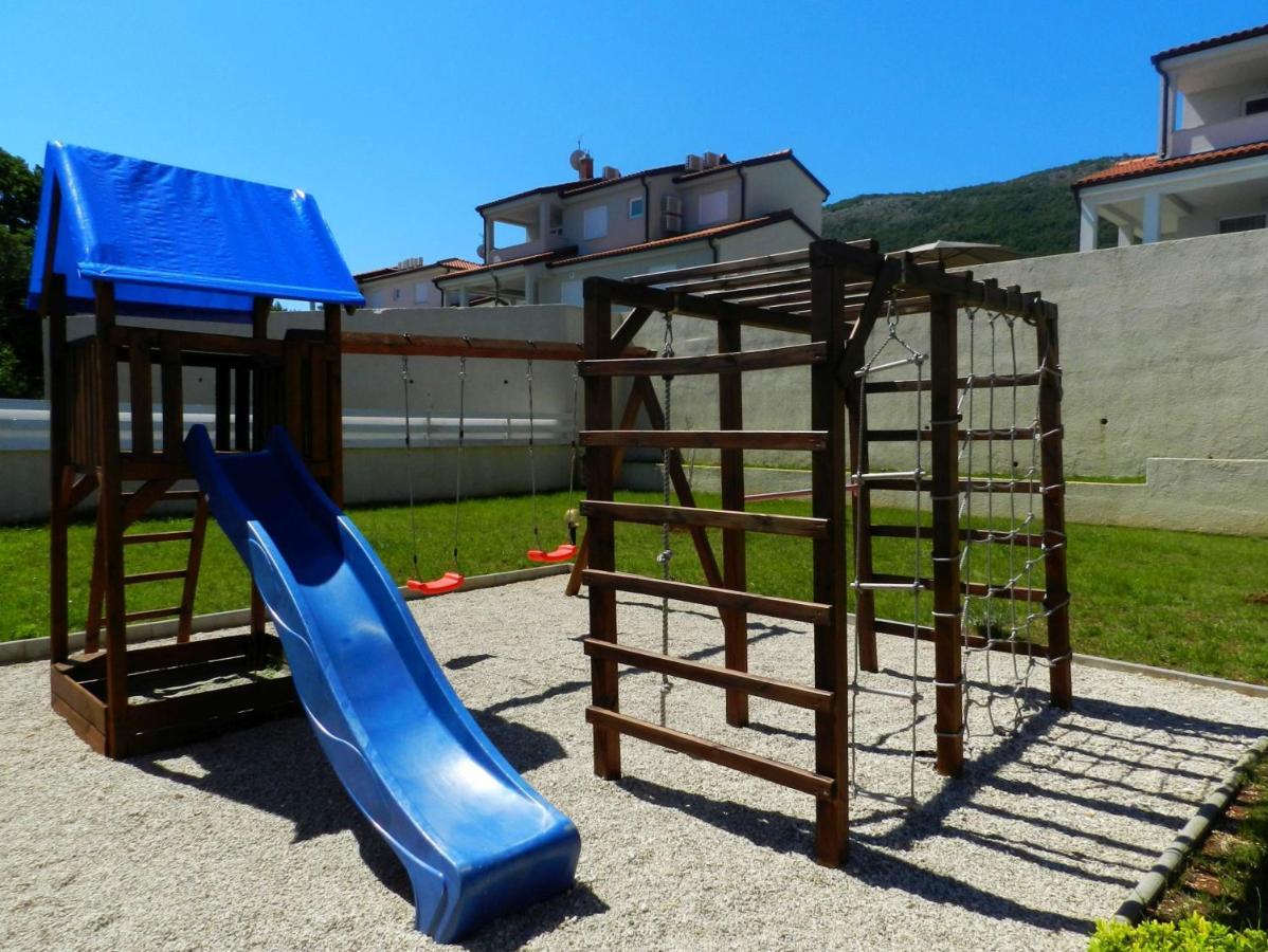 Yourcroatiaholiday - Villa With 6 Rooms Дрене Экстерьер фото