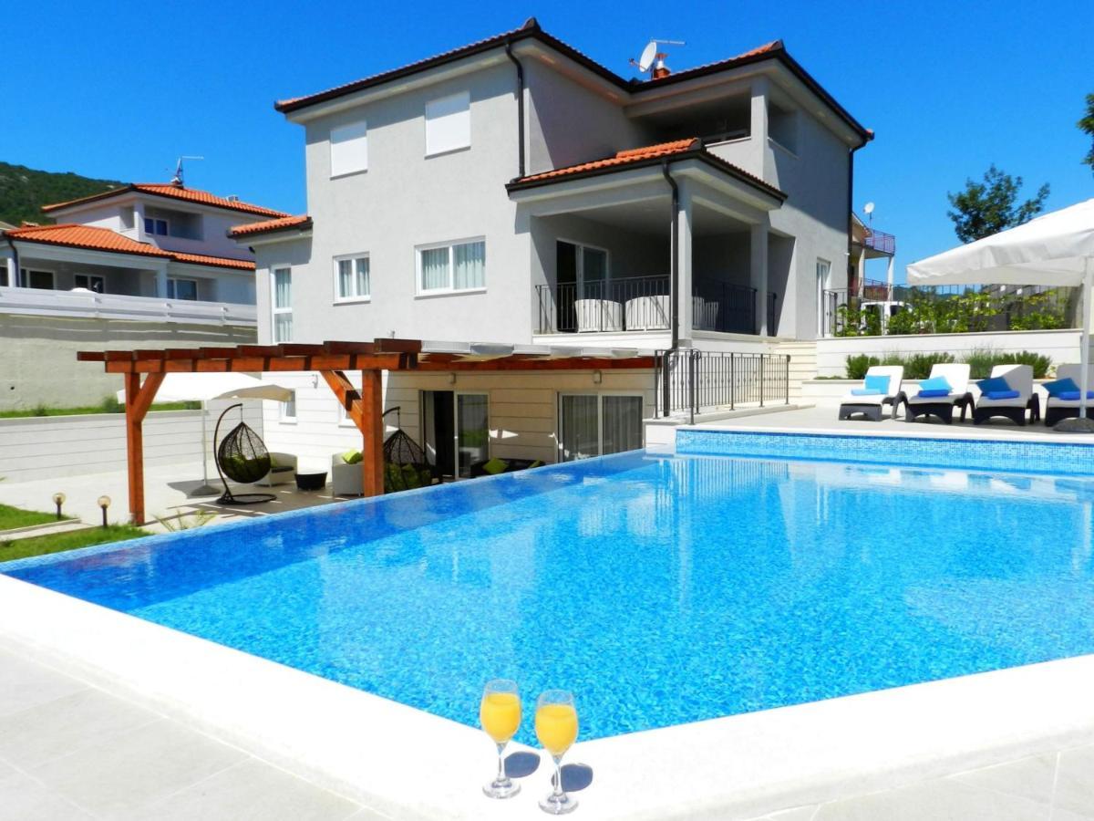 Yourcroatiaholiday - Villa With 6 Rooms Дрене Экстерьер фото