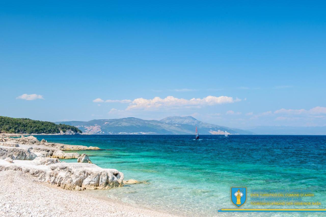 Yourcroatiaholiday - Villa With 6 Rooms Дрене Экстерьер фото