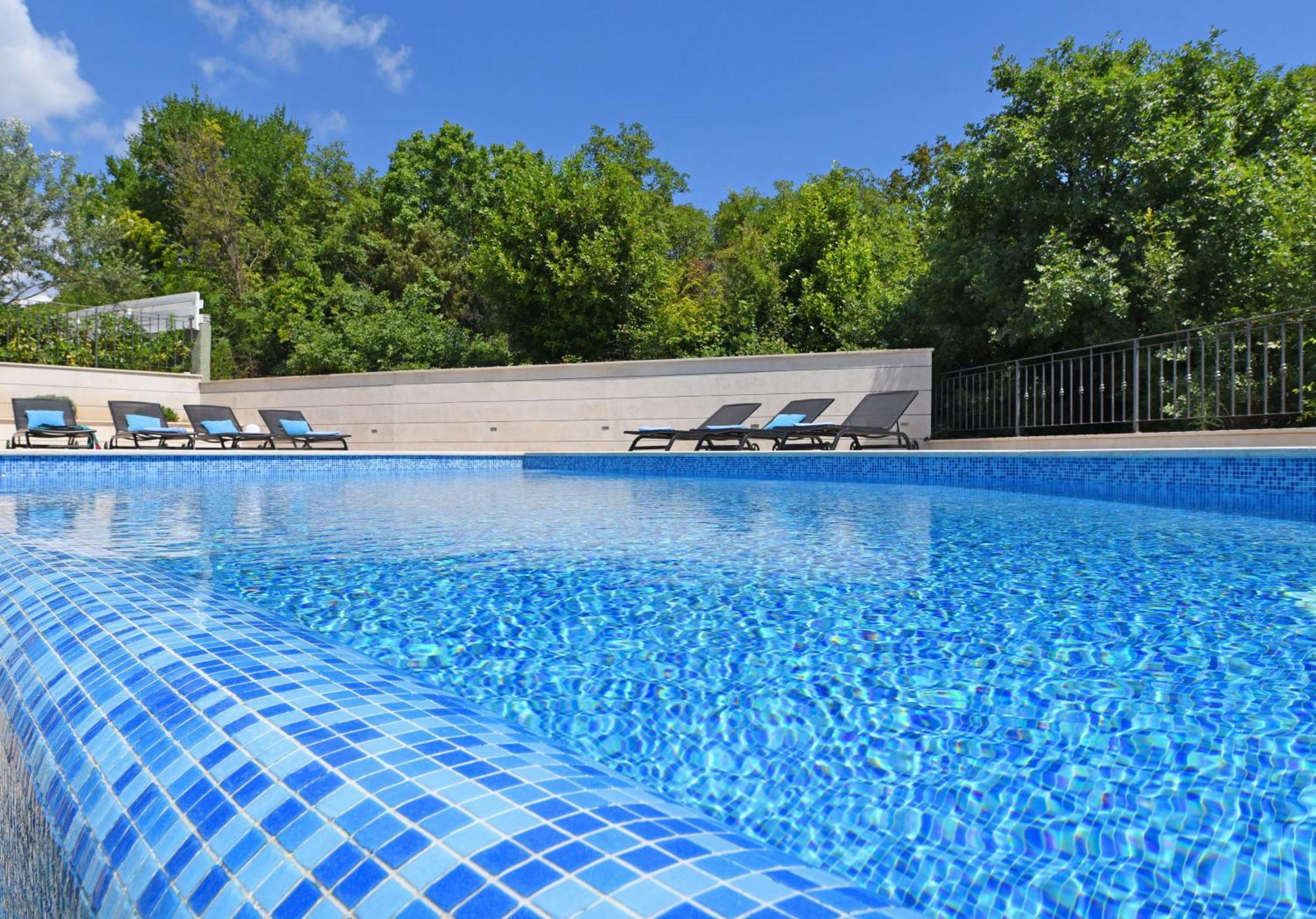 Yourcroatiaholiday - Villa With 6 Rooms Дрене Экстерьер фото